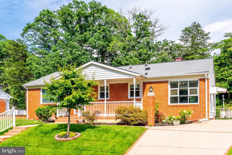 Single-story brick home with front porch, 15415 Michigan Road, Woodbridge, VA