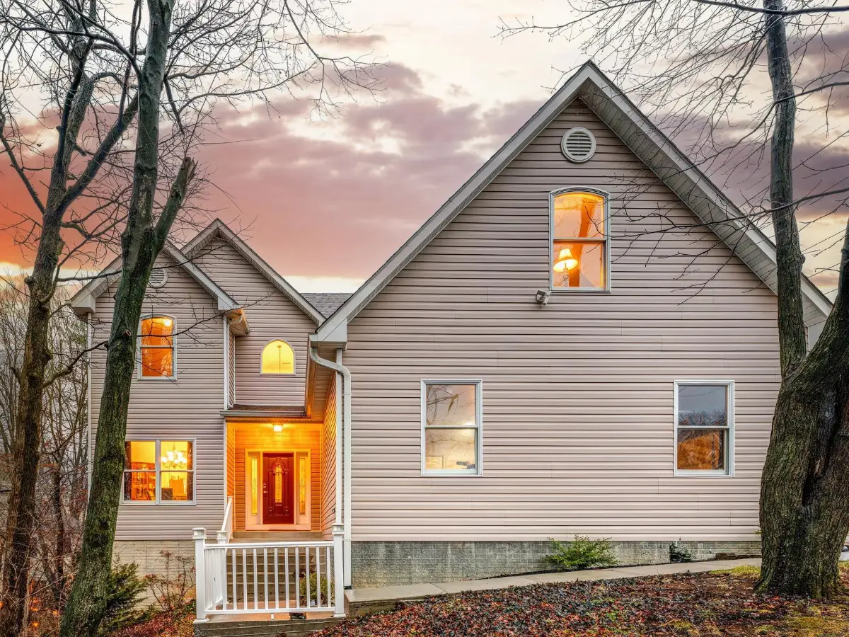 Colonial home with a front porch in Burke, Virginia