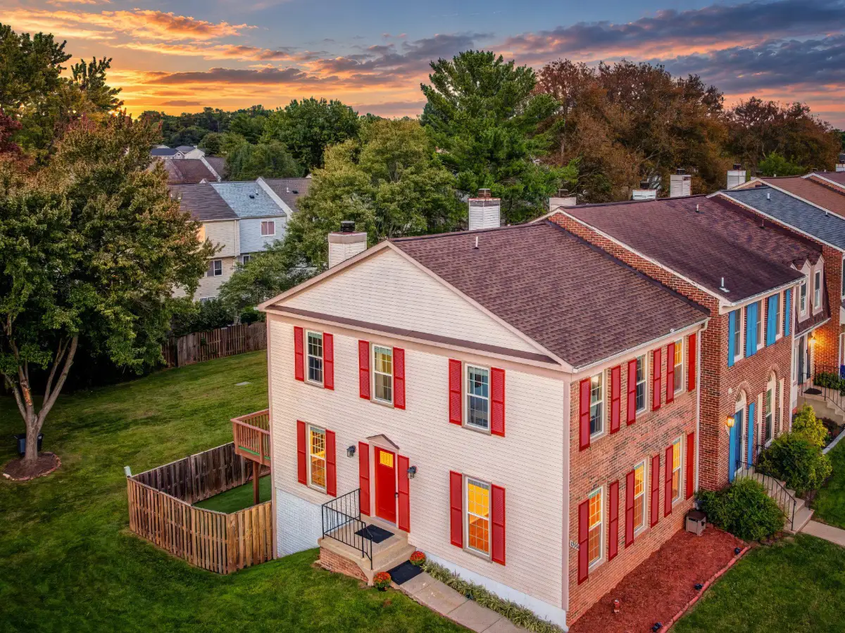 Colonial home with a red door in Fairfax County, Virginia